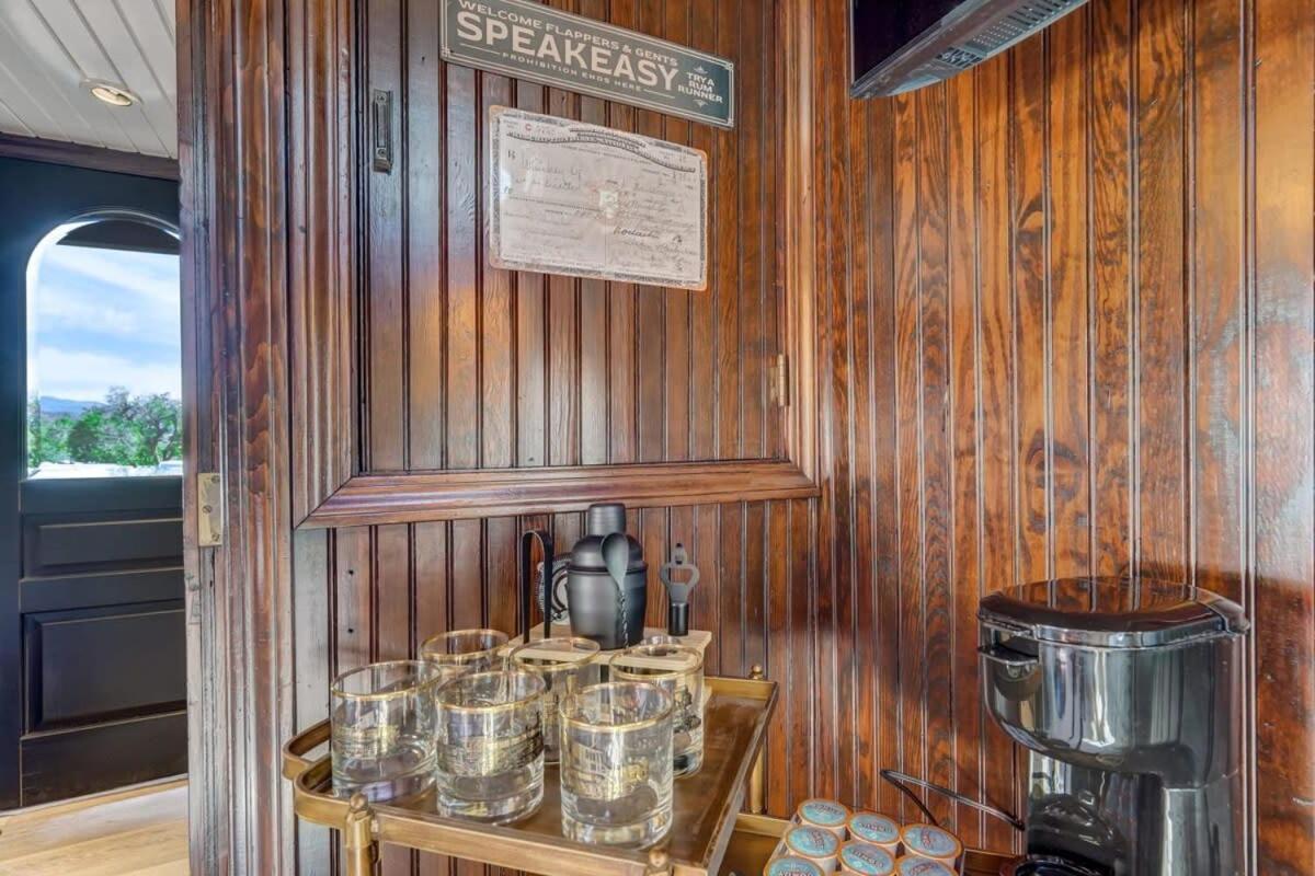1920S Red Rock Caboose Bike Hike Explore Colorado Springs Ngoại thất bức ảnh