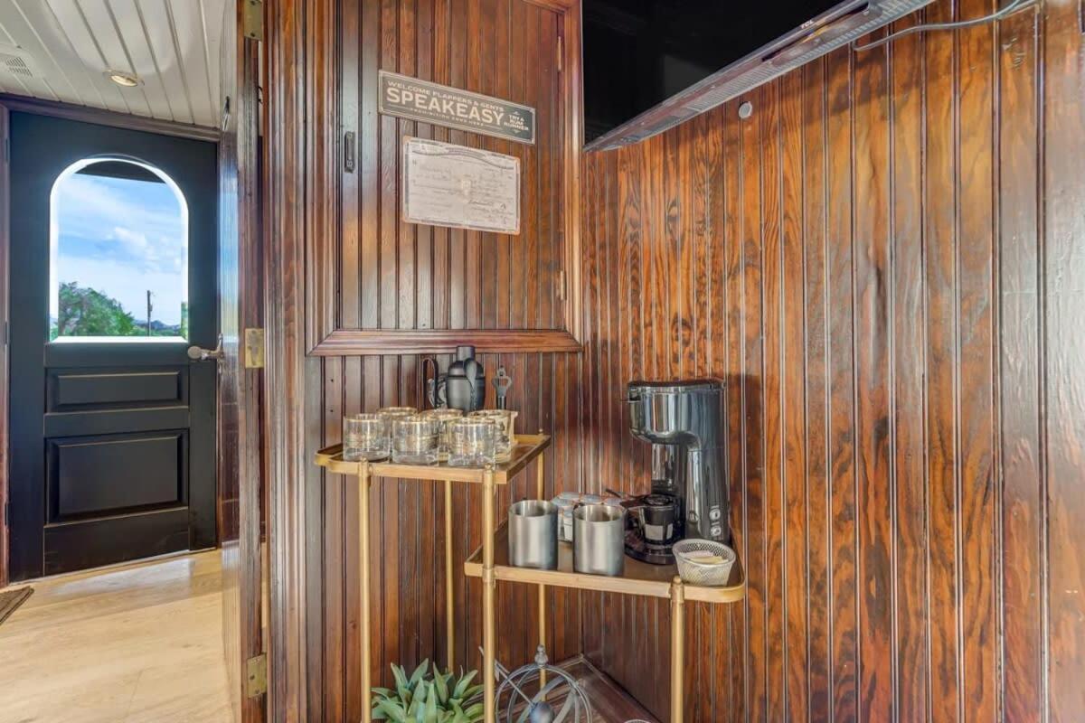 1920S Red Rock Caboose Bike Hike Explore Colorado Springs Ngoại thất bức ảnh